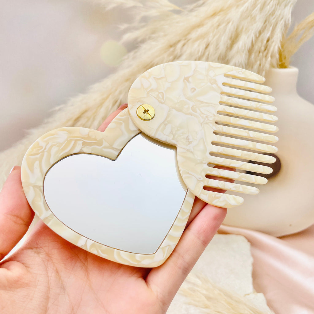 Espejo con Peinilla Nácarina