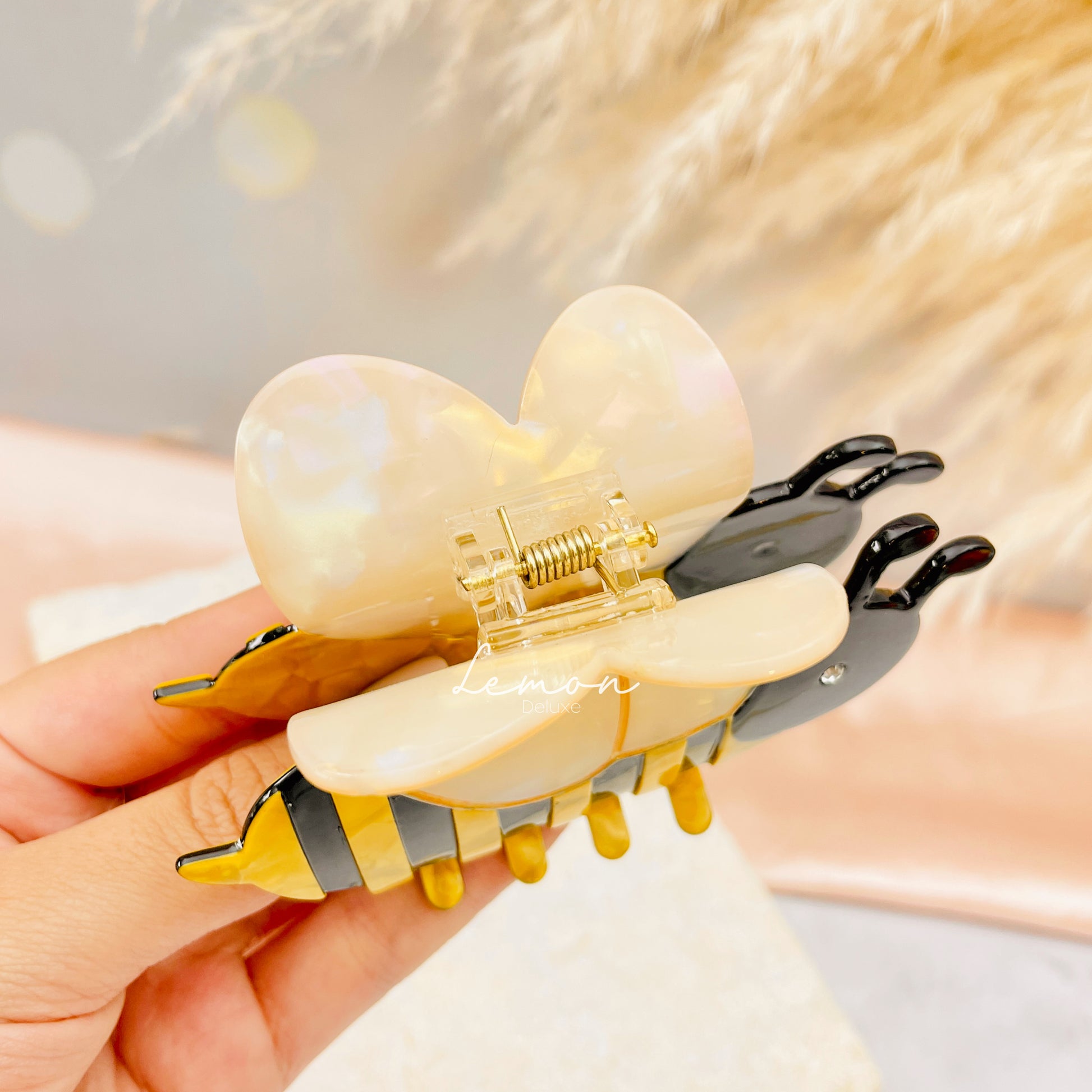 Hairclip Bee